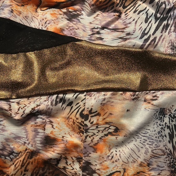 NWT Revolution RC21588 printed spandex recital/acrobatics unitard. Glitter free! - Picture 5 of 5